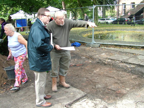 Mark Hunter at the Cheadle Green archeological dig